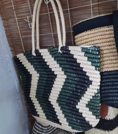 Bolsa de paja de mujeres verdes rayas