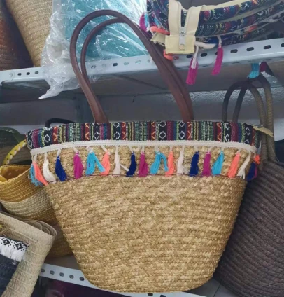 Tassels de colorida Bolsa de paja para mujeres de trigo