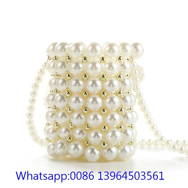Bolso vintage con cuentas de perlas