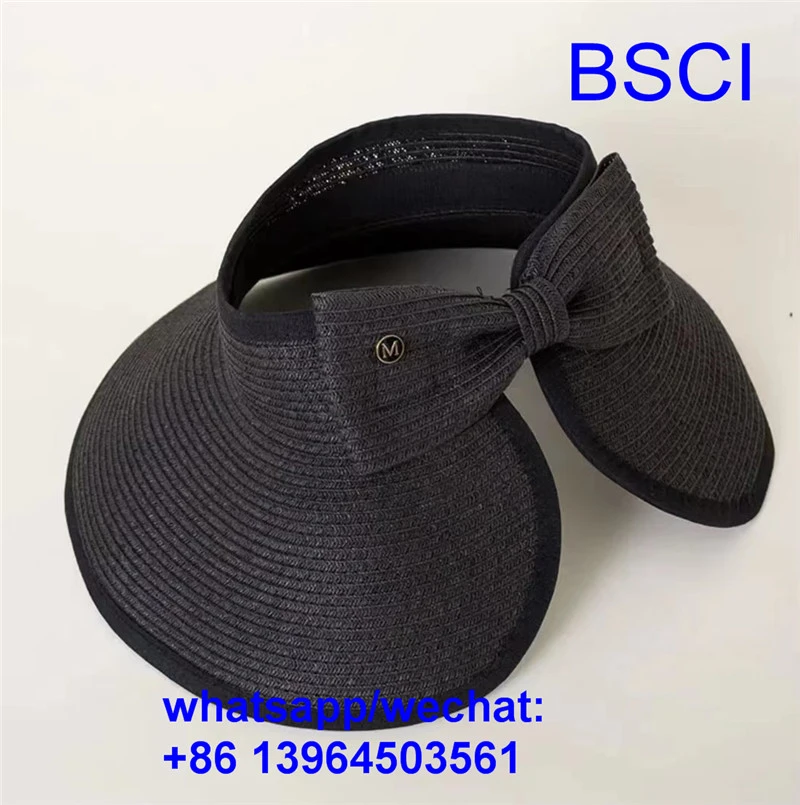 Hermoso sombrero de papel con sombrilla
