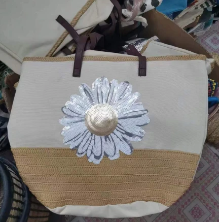 Bolso De Playa Grande Con Bordado De Lentejuelas