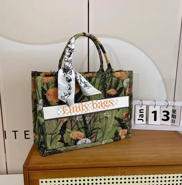 Bolsos de mujer diseñados para mujeres