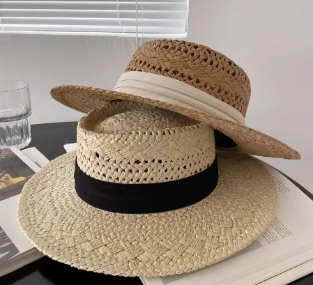 Sombrero de playa de paja con lazo negro para mujer