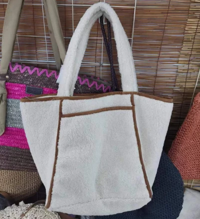 Bolso casual de mujer de lana de cordero
