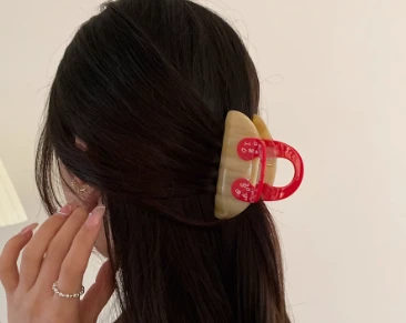 Pinzas para el pelo con diseño francés