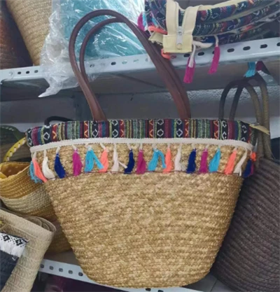 Tassels de colorida Bolsa de paja para mujeres de trigo