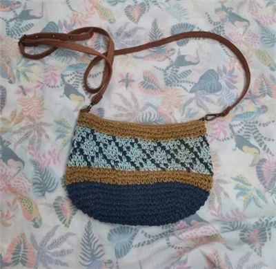 Bolso bandolera de crochet de papel para mujer