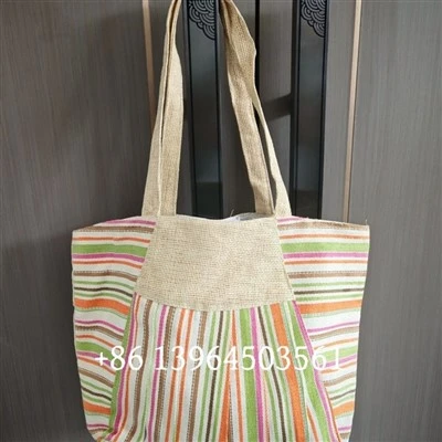Bolsos de playa de paja de papel