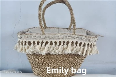 Bolsas de rafia de mujeres diseñadas