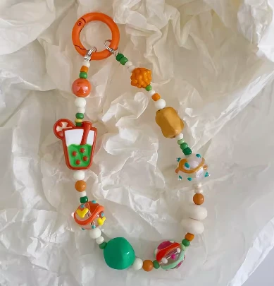 Charms coloridos para teléfonos