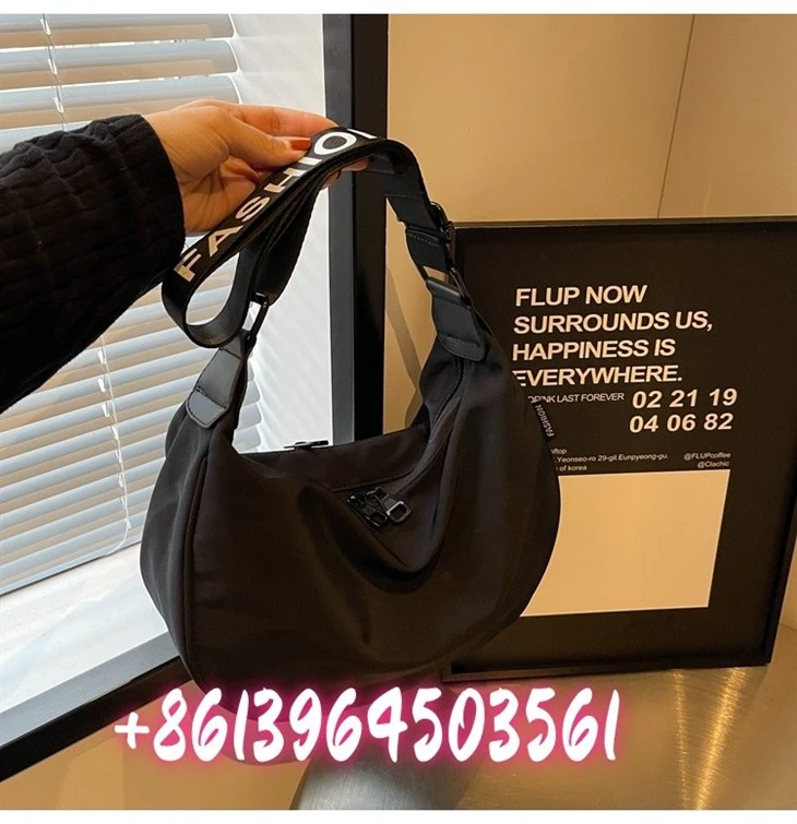 Bolsa de hombro pequeño de nylon para mujeres